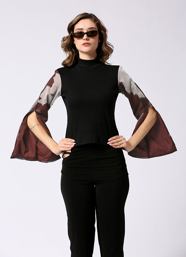 Rib collared top with printed slit sleeves
